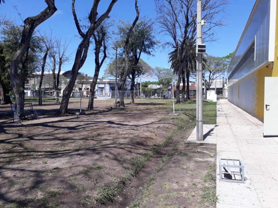 Plaza 1 y Polideportivo de Salto