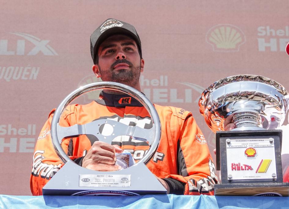 El piloto uruguayo Mauricio Lambiris volvió al podio en Argentina