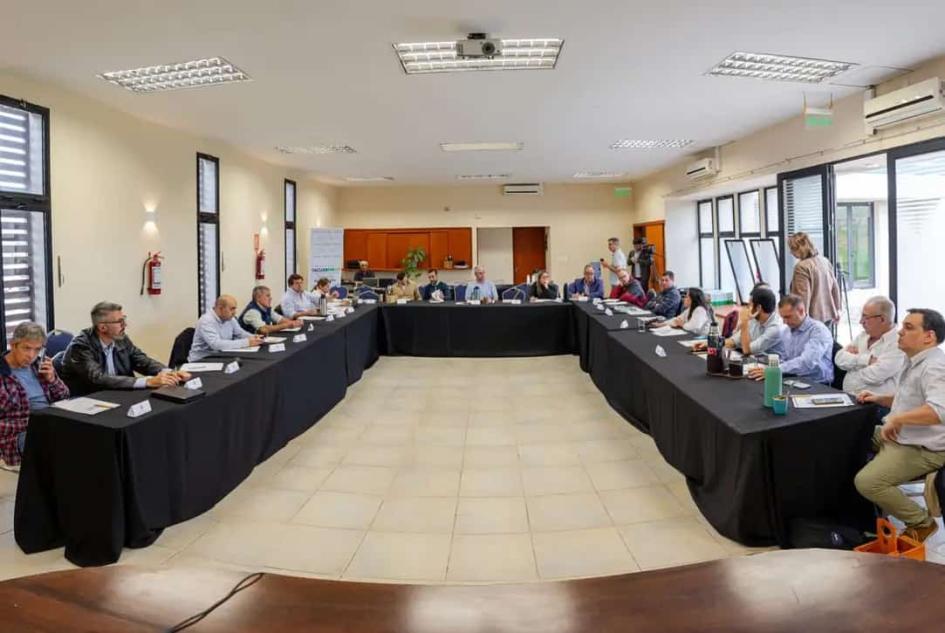Reunión de la Senade con direcciones de deporte de gobiernos departamentales reunion de la Senade con direccione de deporte de gobiernos departamentales