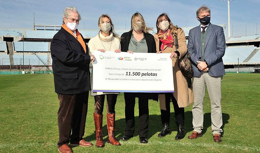 Donación de pelotas Donación de pelotas