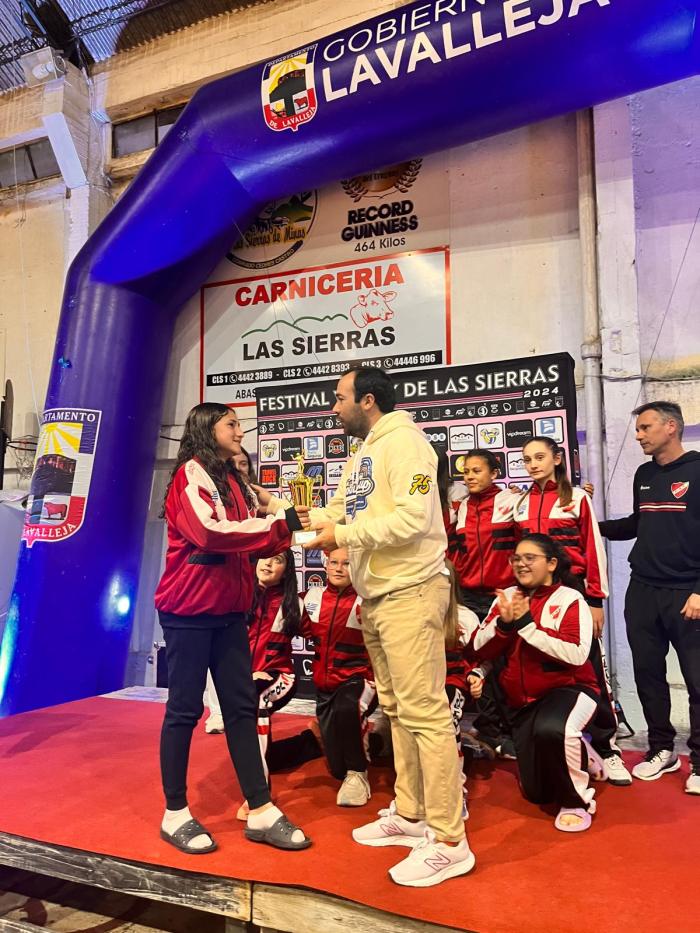 El Coordinador de Deporte Federado Eduardo Ulloa en el Festivla de Voley de las Sierras 2024 El Coordinador de Deporte Federado Eduardo Ulloa en el Festival de Voley de las Sierras 2024