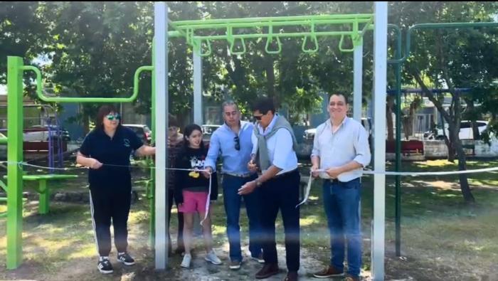Inauguración de Juegos de Calistenia en Minas