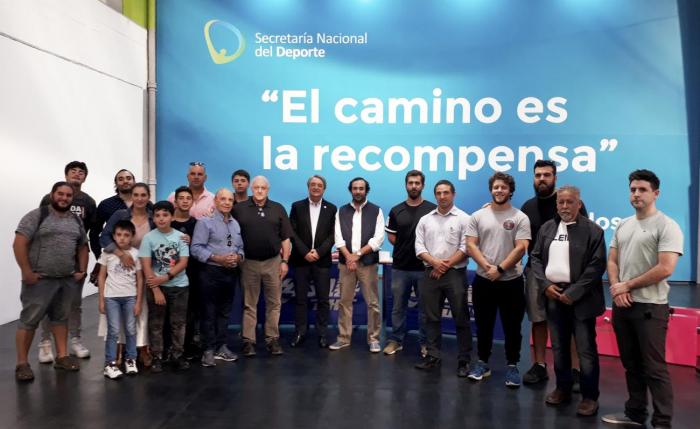 Autoridades y Federaciones Autoridades y Federaciones