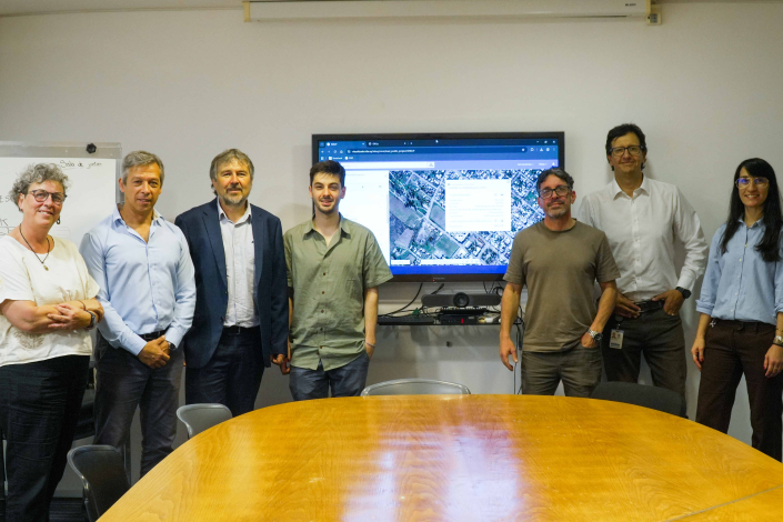 Equipo y autoridades de IDE y SND