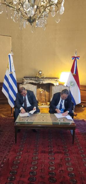Uruguay Presidencia GAFILAT DIC22 Firma traspaso Presidencia GAFILAT