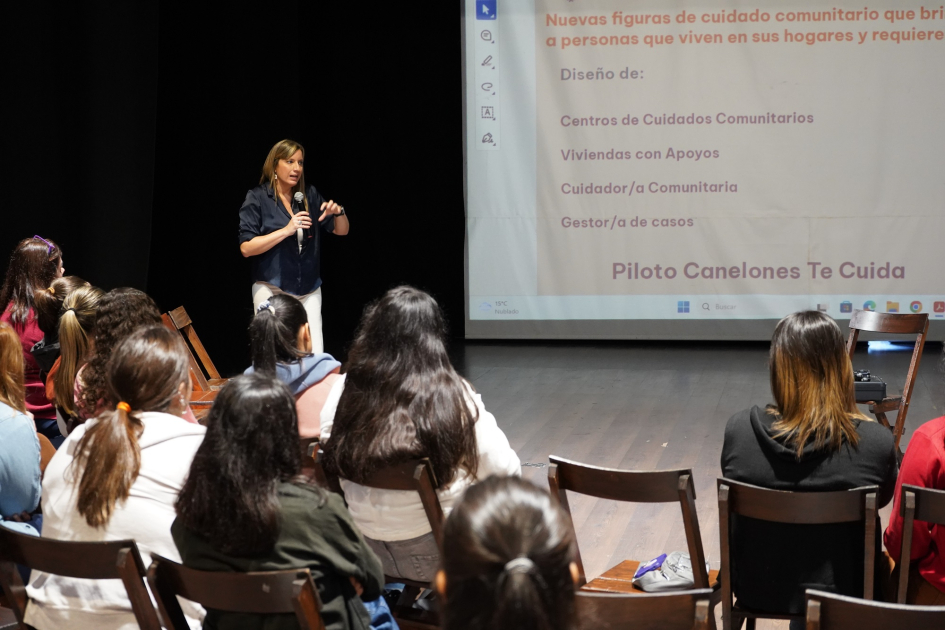 Actividad en el marco de los Diálogos con público y actores locales