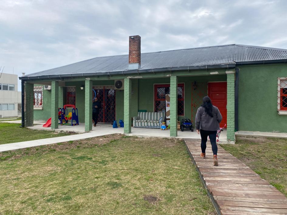 Fachada de la casa donde funciona el Centro SIEMPRE. Fachada de la casa donde funciona el Centro SIEMPRE.