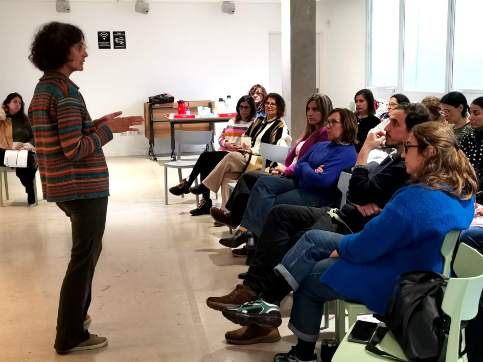 Expone Soledad Salvador (CIEDUR)
