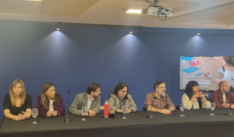 Mesa de autoridades