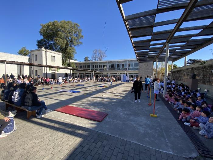 Escuela 110 Montevideo en la presentación del FAAE