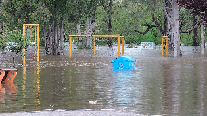 Crecida del Río Santa Lucía en Florida.