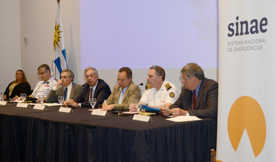 Conferencia de prensa Conferencia de prensa