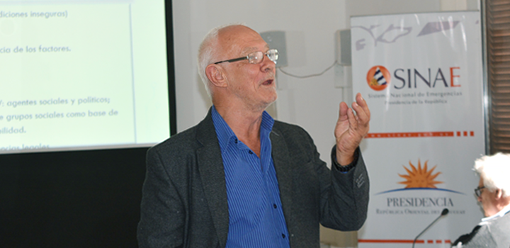 Archivo Sinae: Lavell impartiendo un taller en Montevideo (2018) Archivo Sinae: Lavell impartiendo un taller en Montevideo (2018)
