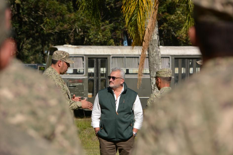 Leandro Palomeque en visita de reconocimiento del Hospital de campaña del Sinae