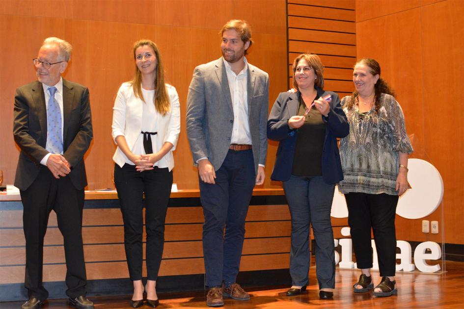Uruguay recibió a través del Sinae un reconocimiento por su gestión durante la pandemia Uruguay recibió a través del Sinae un reconocimiento por su gestión durante la pandemia