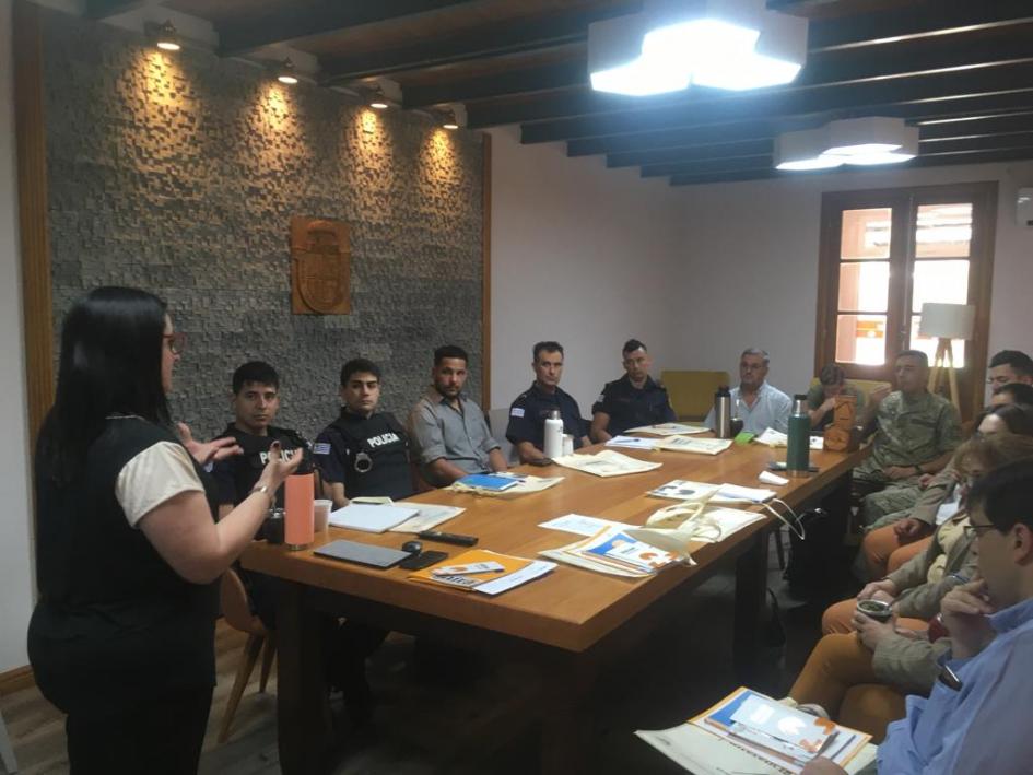 Taller de profundización en el uso de MIRA para funcionarios de Flores Taller de profundización en el uso de MIRA para funcionarios de Flores