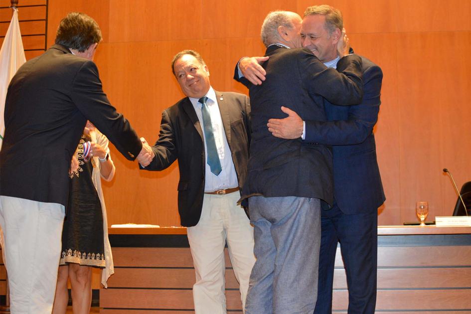 Uruguay recibió a través del Sinae un reconocimiento por su gestión durante la pandemia Uruguay recibió a través del Sinae un reconocimiento por su gestión durante la pandemia