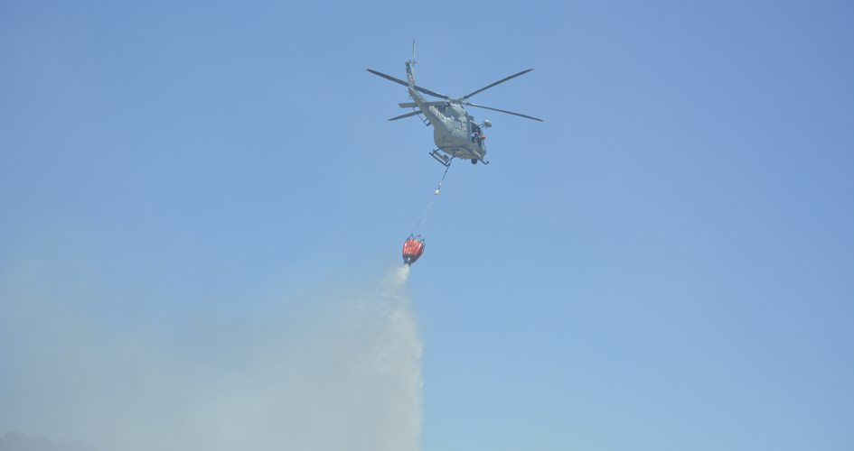Helicóptero de Armada Nacional en ejercicio final Helicóptero de Armada Nacional en ejercicio final