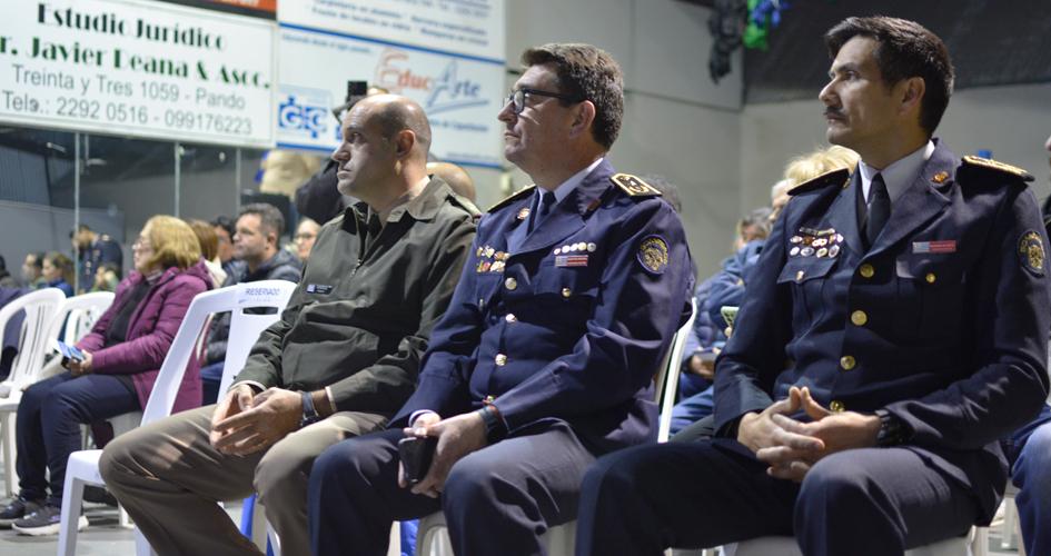 Autoridades de Sinae en el Asistentes al taller de seguridad para entorno urbano y rural Autoridades de Sinae en el Asistentes al taller de seguridad para entorno urbano y rural