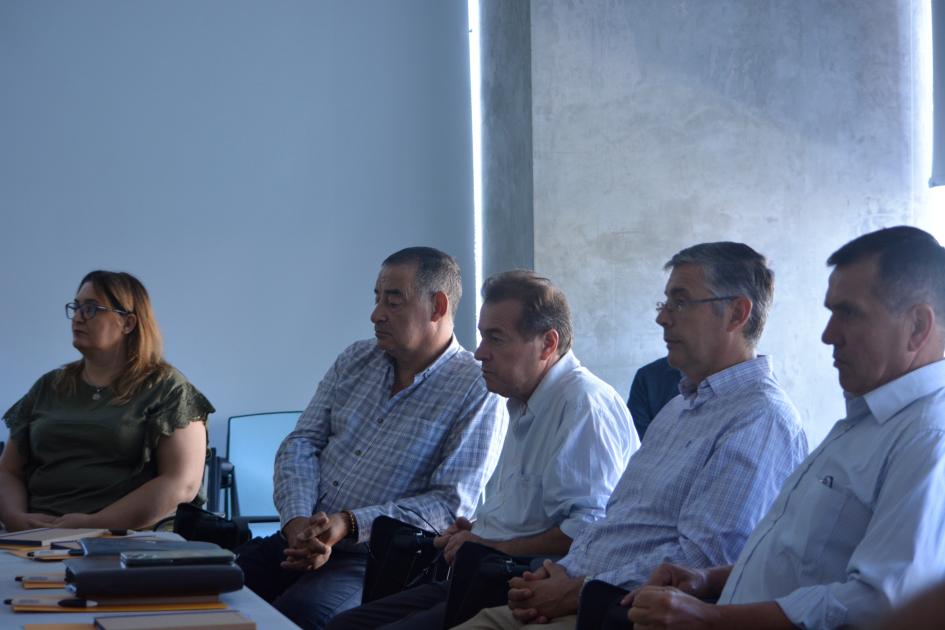 Nevhenska García, Zoilo Cheveste, Daniel Longui, Eduardo Scanziani y Adolfo Cuello Nevhenska García, Zoilo Cheveste, Daniel Longui, Eduardo Scanziani y Adolfo Cuello