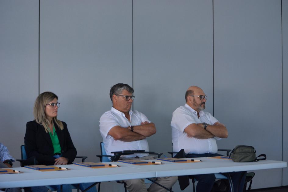De izquierda a derecha: Romina Pérez, Oscar Mediza y Luis Garat De izquierda a derecha: Romina Pérez, Oscar Mediza y Luis Garat