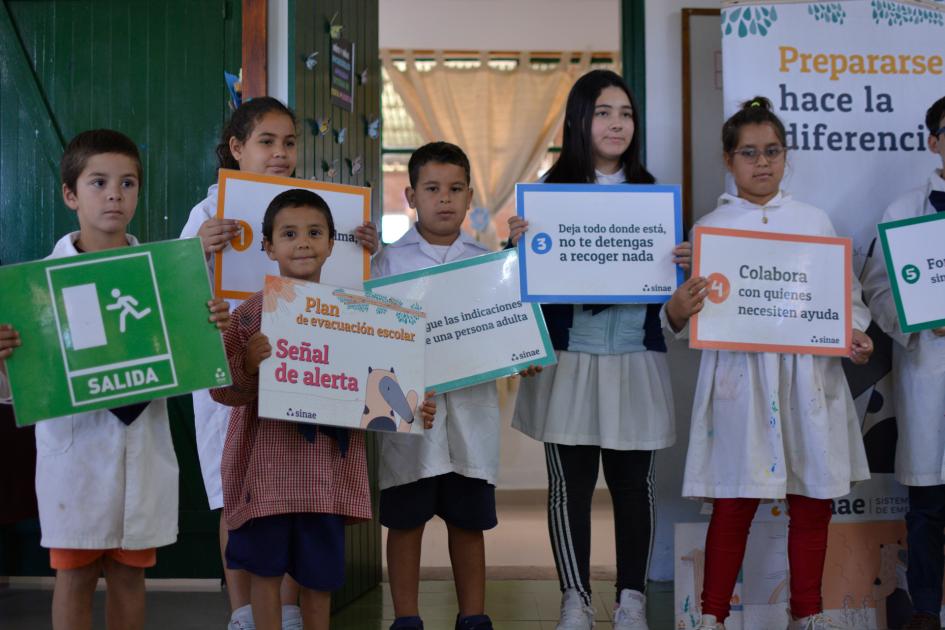 Taller de sensibilización sobre GIR en Escuela N° 127 (Paraje MANANTIALES)