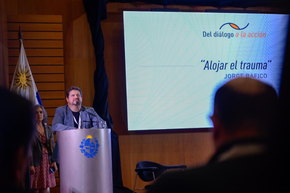 Bafico durante su presentación