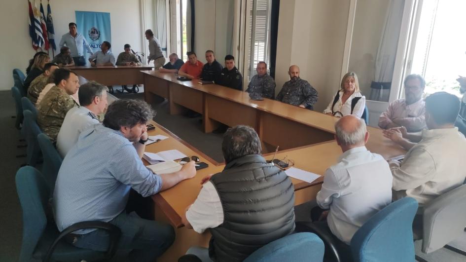 Comité Departamental de Emergencias - Salto, 27 de octubre Comité Departamental de Emergencias - Salto, 27 de octubre