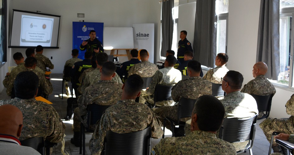 Formación y coordinación interinstitucional para el combate de incendios forestales 