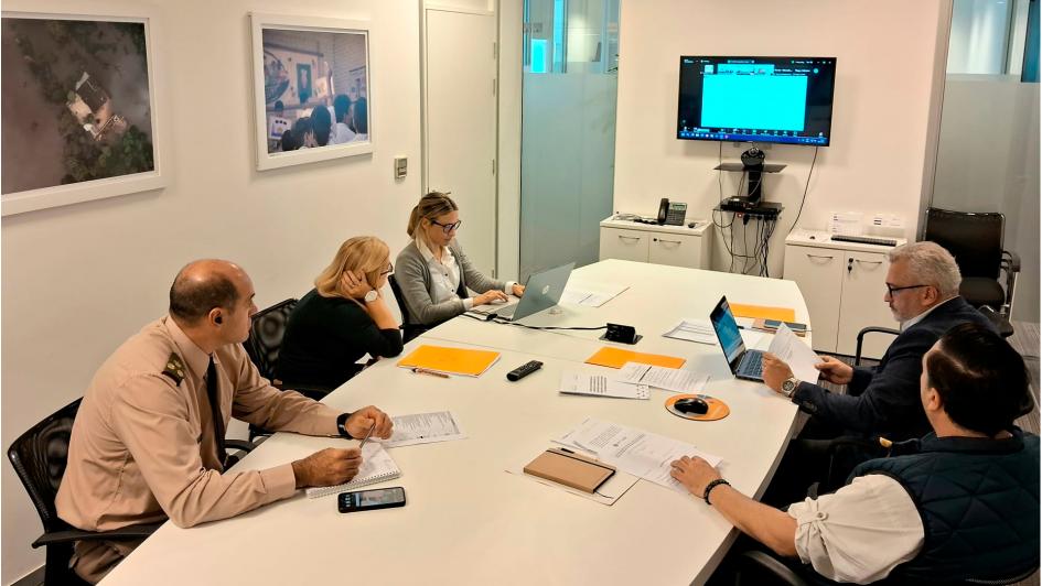 Integrantes de la Dirección Nacional de Emergencias Integrantes de la Dirección Nacional de Emergencias