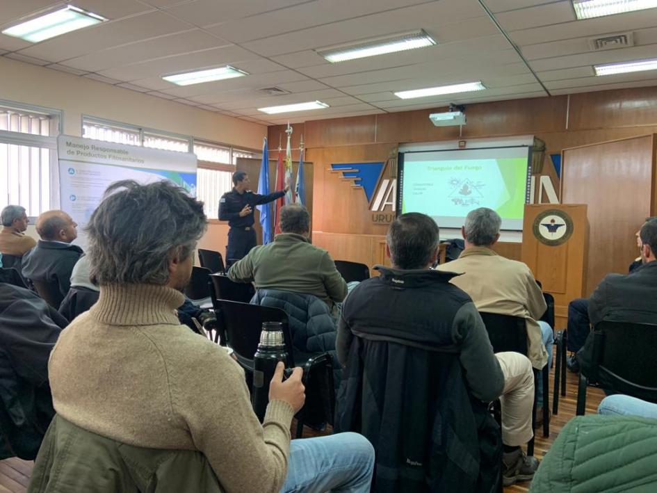 Curso actualización pilotos agrícolas IAA Curso actualización pilotos agrícolas IAA