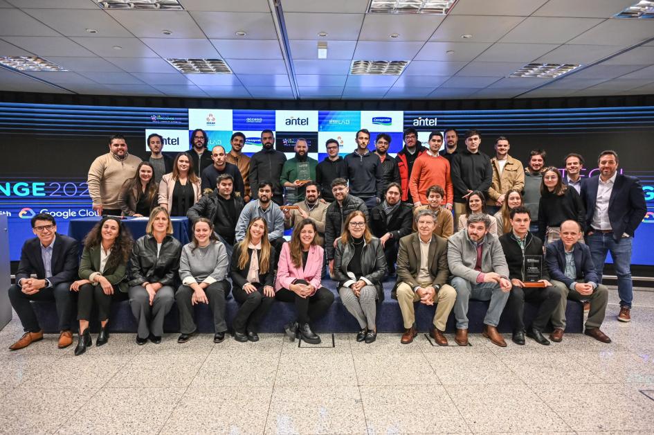 IA Tech Challenge 2024 - Foto: gentileza de Antel IA Tech Challenge 2024 - Foto: gentileza de Antel