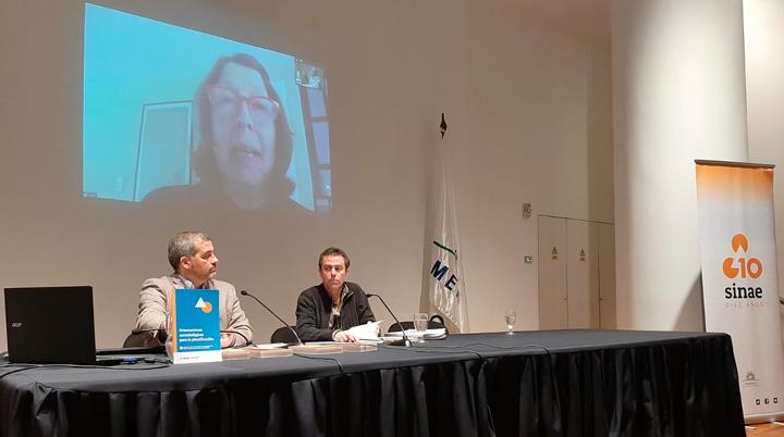 Presentación del libro "Orientaciones metodológicas para la planificación"