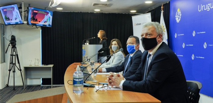 Autoridades de TNU, TV Ciudad, RNU y Sinae en el lanzamiento de la campaña "Prepararse hace la diferencia"