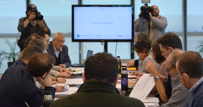 Sesión de la La Junta Nacional de Emergencias y Reducción de Riesgos Sesión de la La Junta Nacional de Emergencias y Reducción de Riesgos