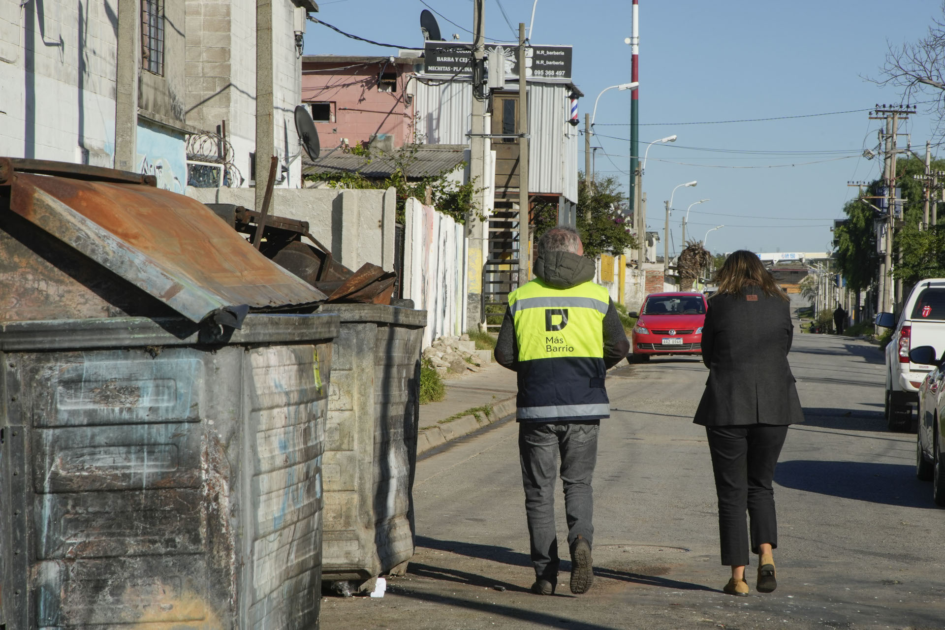 Tamara Paseyro recorre Cerro Norte junto a integrantes de Más Barrio.