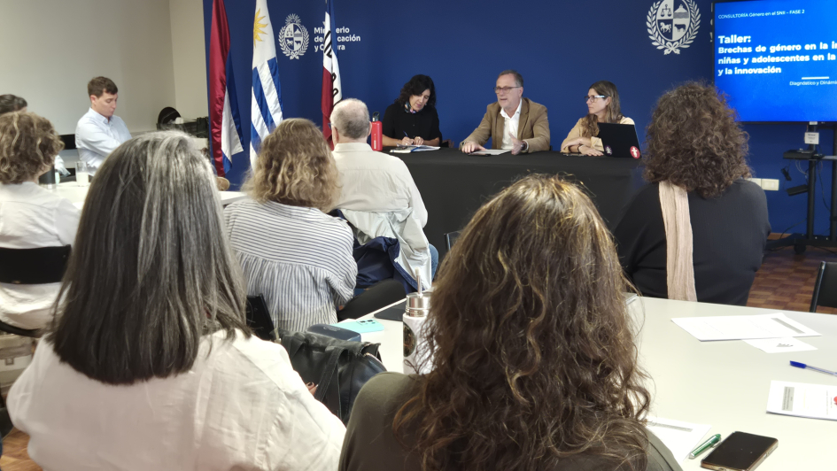 Bruno Gili, Valentina Gómez y María Goñi Mazzitelli