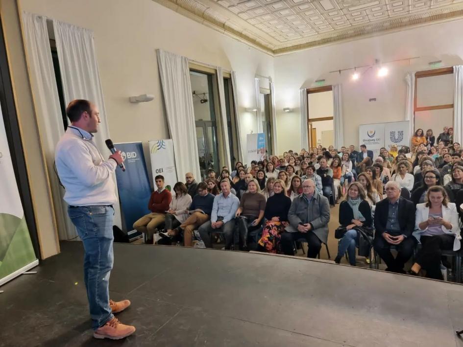 Luciano López, caso de éxito local Luciano López, caso de éxito de San José productor frutillas