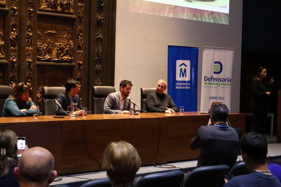 De izquierda a derecha: Adriana Rojas, Claudio Visillac, Daniel Arbulo y Alejandro Nató