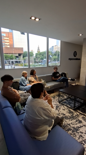 Reunión de la Defensoría de Vecinas y Vecinos con la Coordinadora de Usuarios del Tranporte