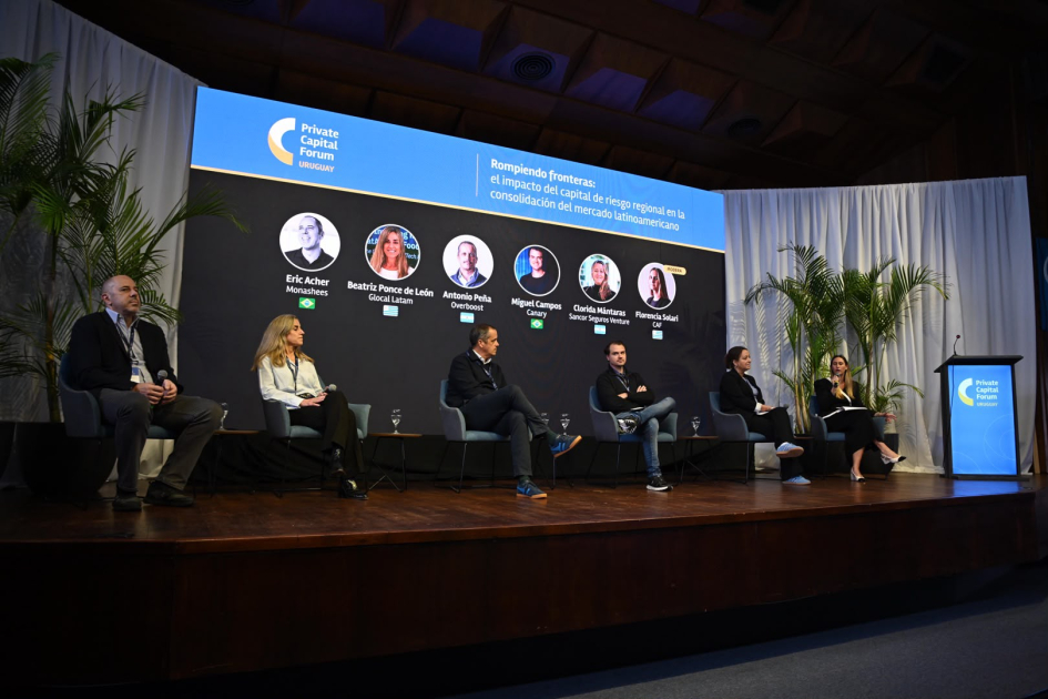 Panel integrado por Eric Acher, Beatriz Ponce de León, Antonio Peña, Clorinda Mántaras y Miguel Camp