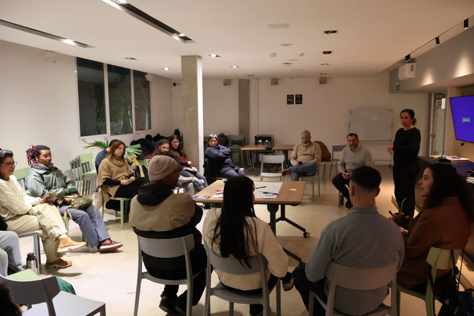 Foto de la reunión de presentación social del Informe Anual 2025-2026 de la Defensoría.
