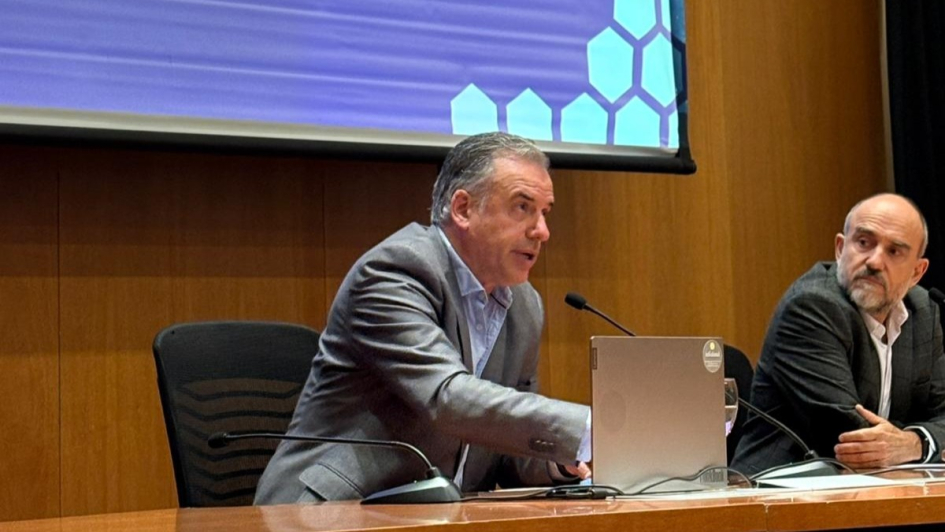 Yamandú Orsi y David González