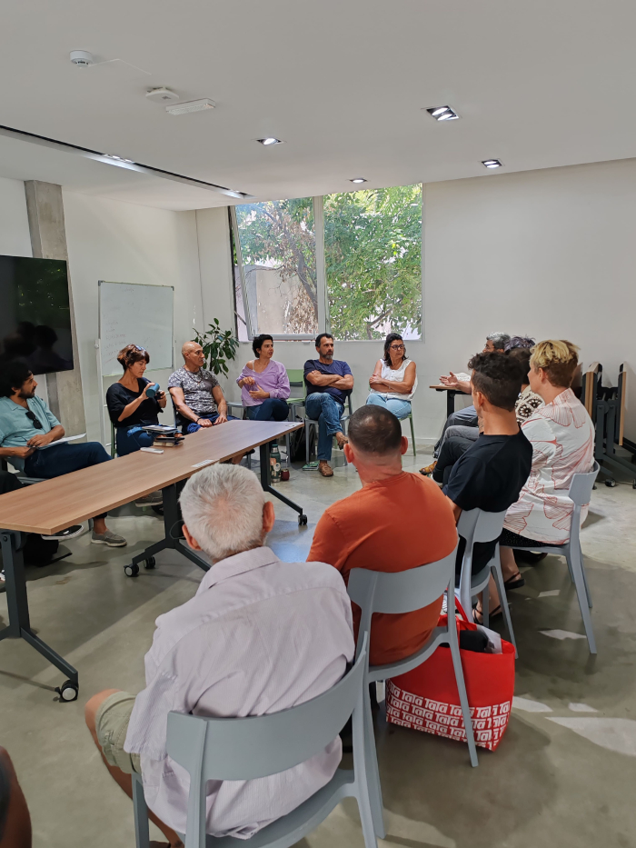 Reunión de la Defensoría de Vecinas y Vecinos de Montevideo con Entramados