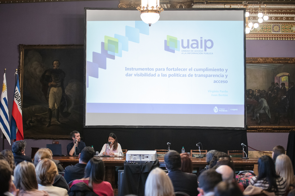 Virginia Pardo y Juan Bertón durante su presentación