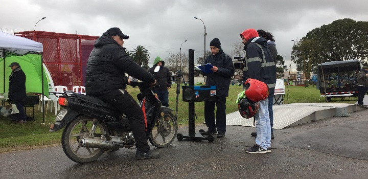 Inspección técnica gratuita en barrio Vista Linda Inspección técnica gratuita en barrio Vista Linda