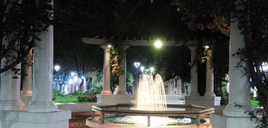 Pérgola de plaza Sarandí en Durazno