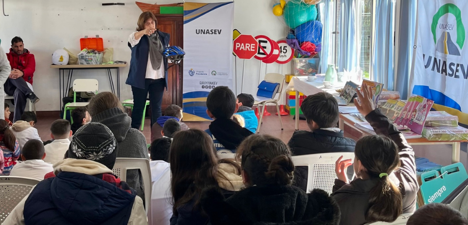 Intervención con estudiantes de Escuela N° 72, Rocha Intervención con estudiantes de Escuela N° 72, Rocha