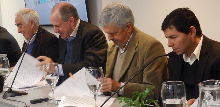 Autoridades del MTSS, UNASEV e INEFOP Autoridades del MTSS, UNASEV e INEFOP