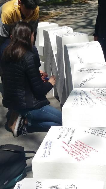 Activación con letras en plaza de Rocha